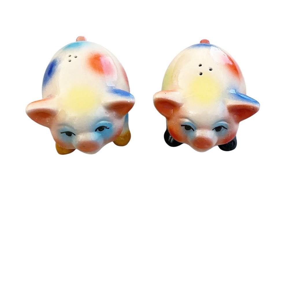 Vintage Midcentury Ceramic Pig Salt and Pepper Shakers - Picture 2 of 5